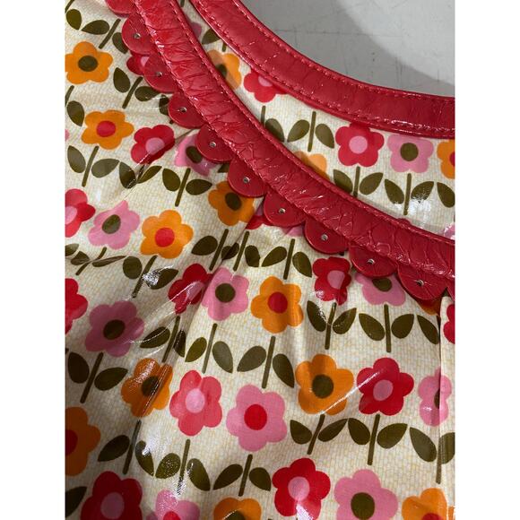 Vera Bradley Hobo Purse Frill Hotsy Totsy Collection Red Trim Waterproof RETIRED - Picture 12 of 15